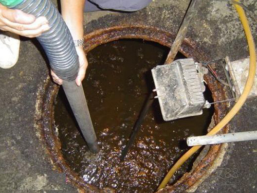 新蔡隔油池清理